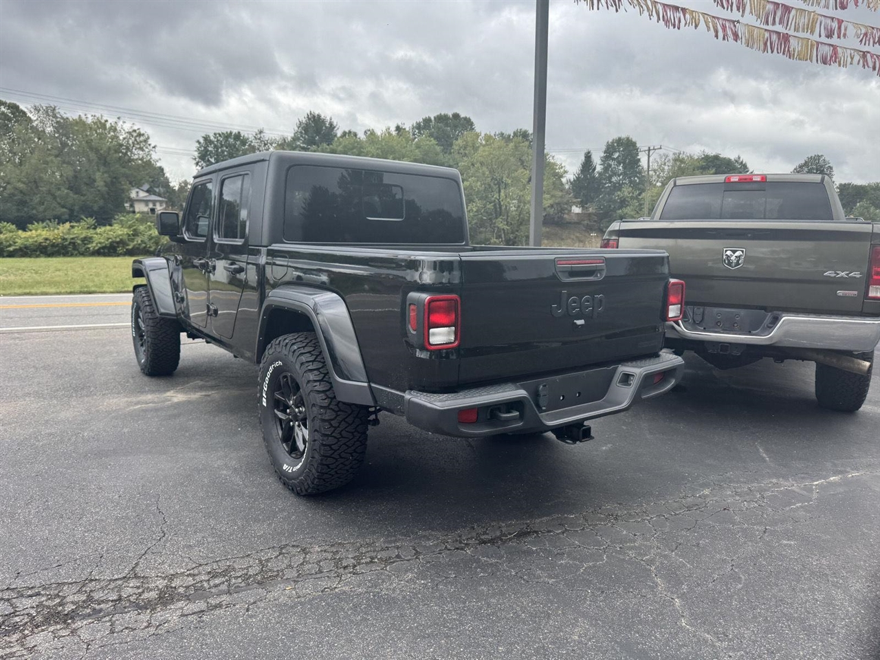 2021 Jeep Gladiator Sport S photo 4