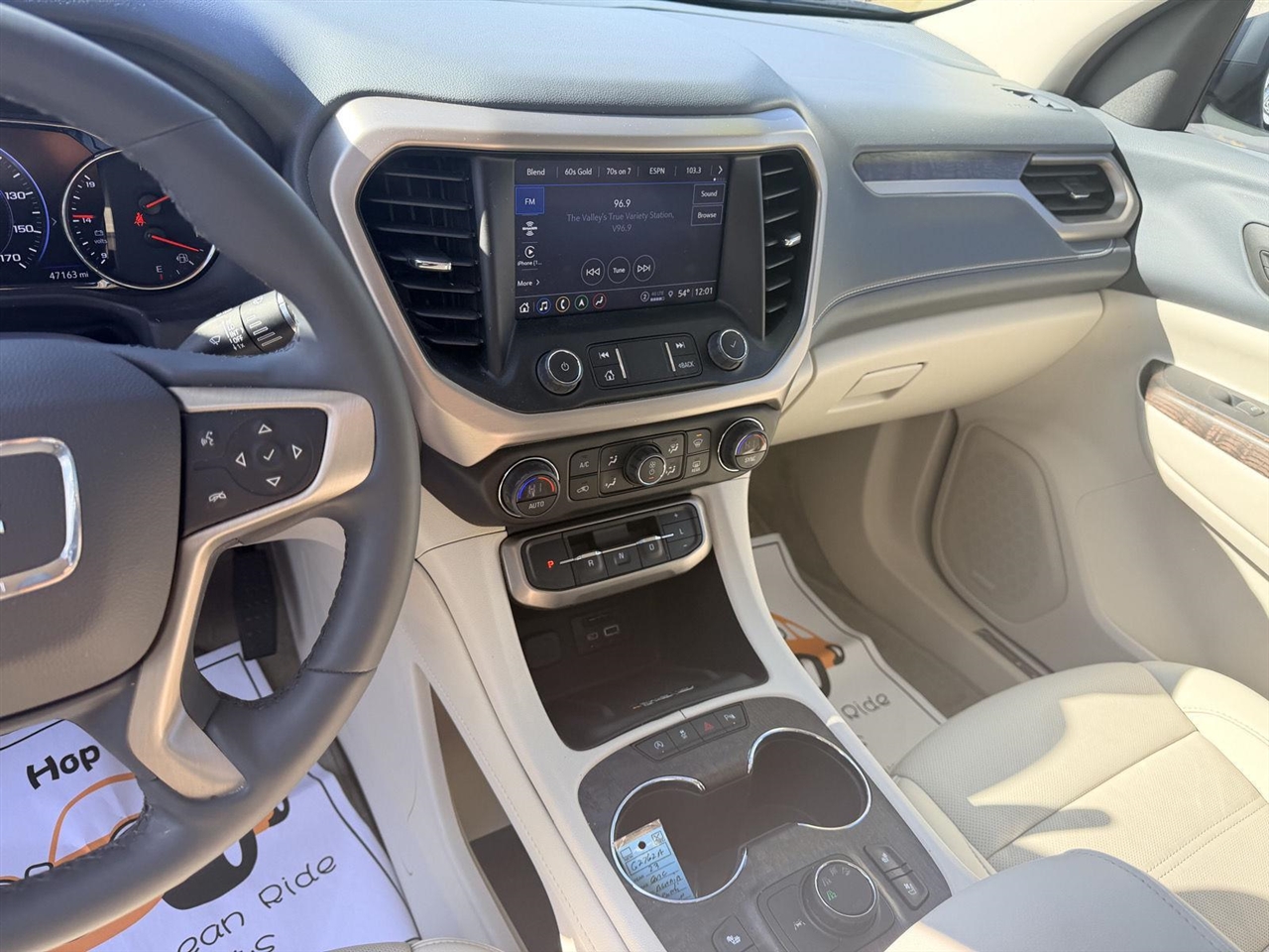 GMC Acadia  2023 GMC Acadia  2023