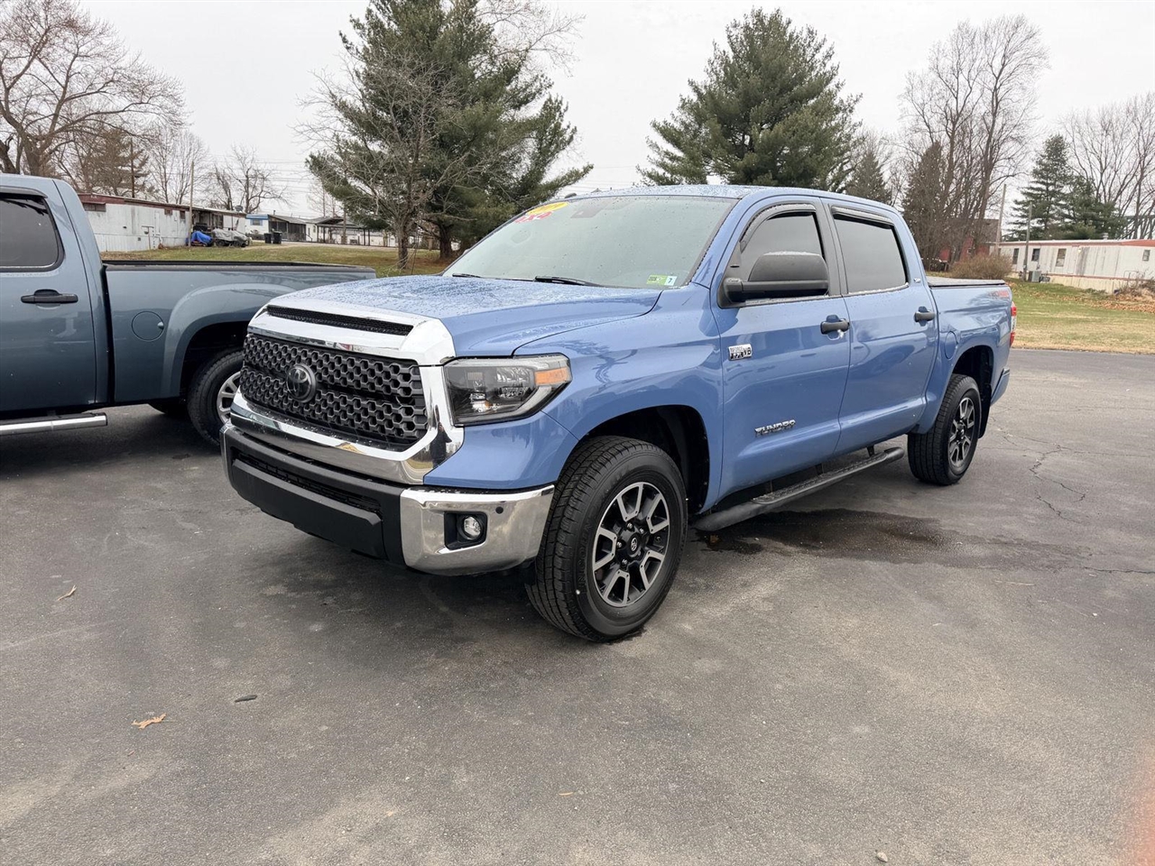 Toyota Tundra  2019