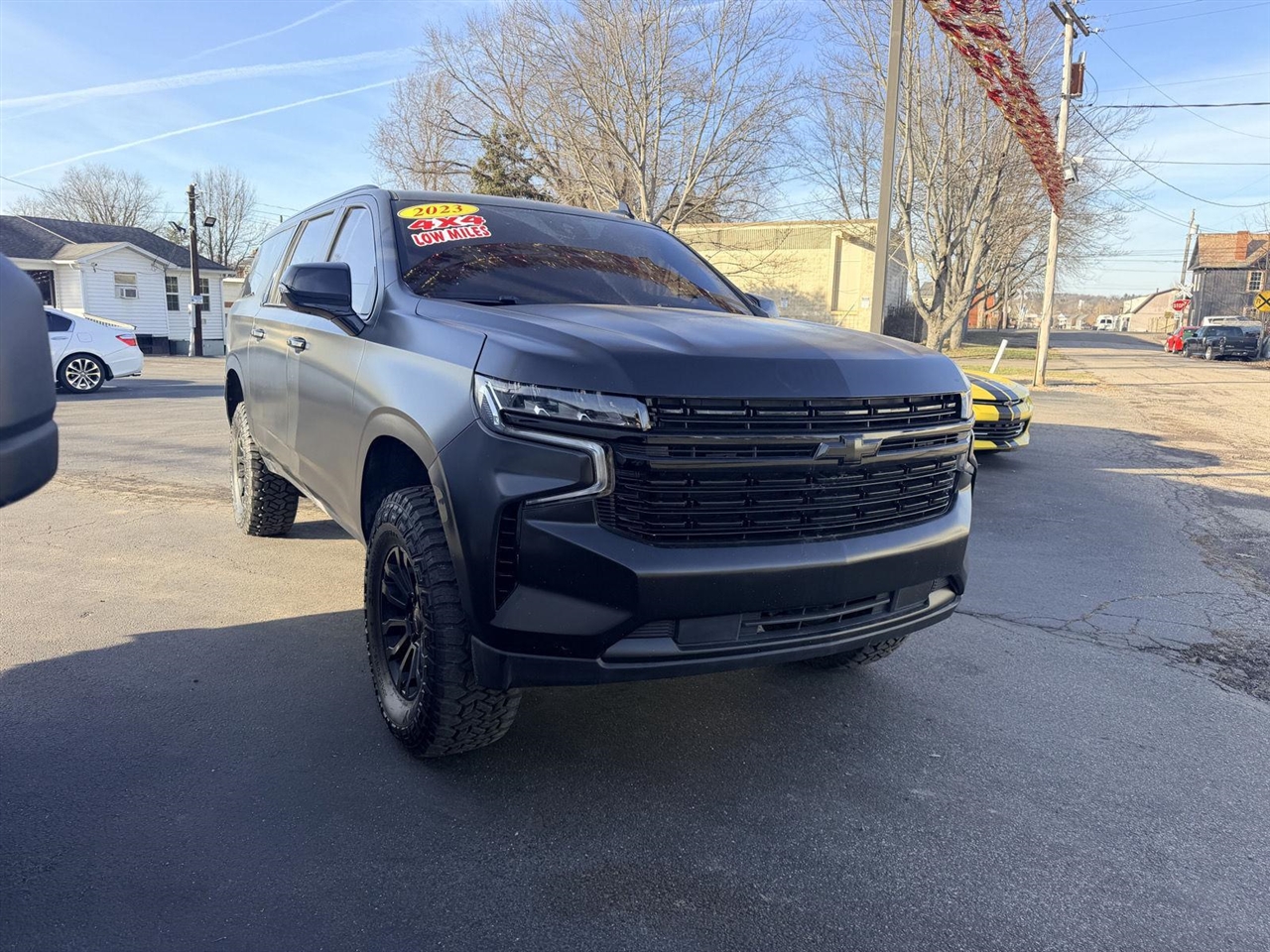 Chevrolet Suburban  2023