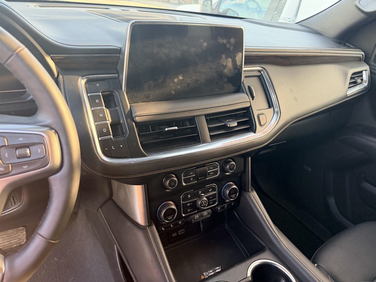 Chevrolet Suburban  2023