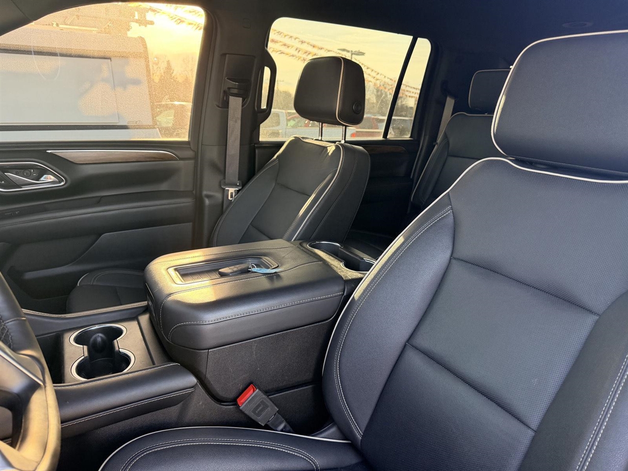 Chevrolet Suburban  2023