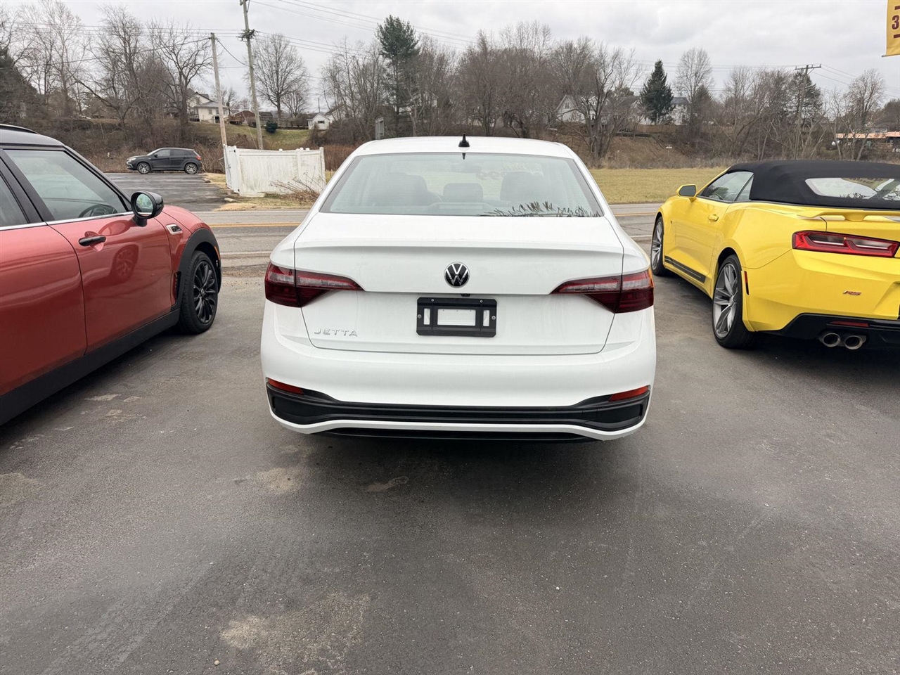 Volkswagen Jetta  2024