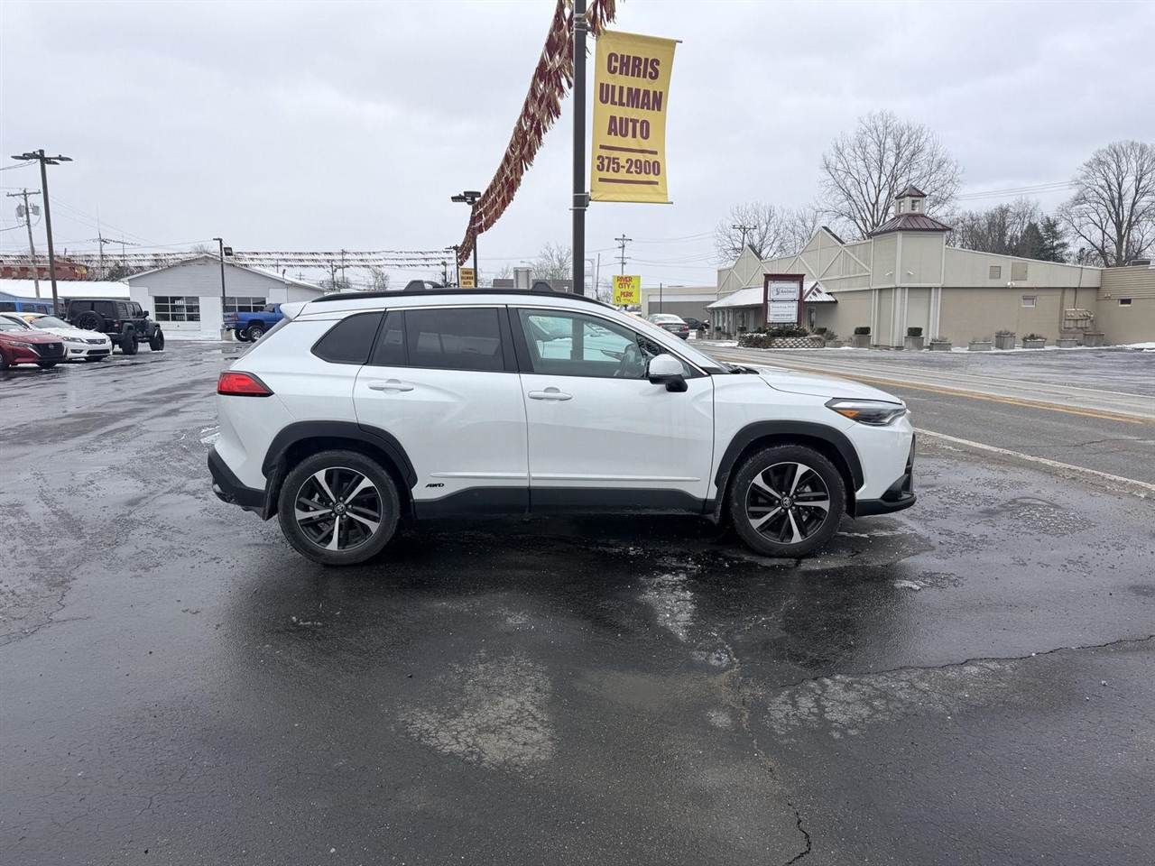 Toyota Corolla Cross  2024