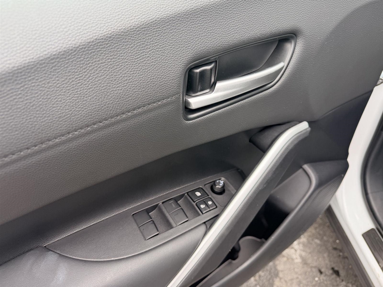 Toyota Corolla Cross  2024