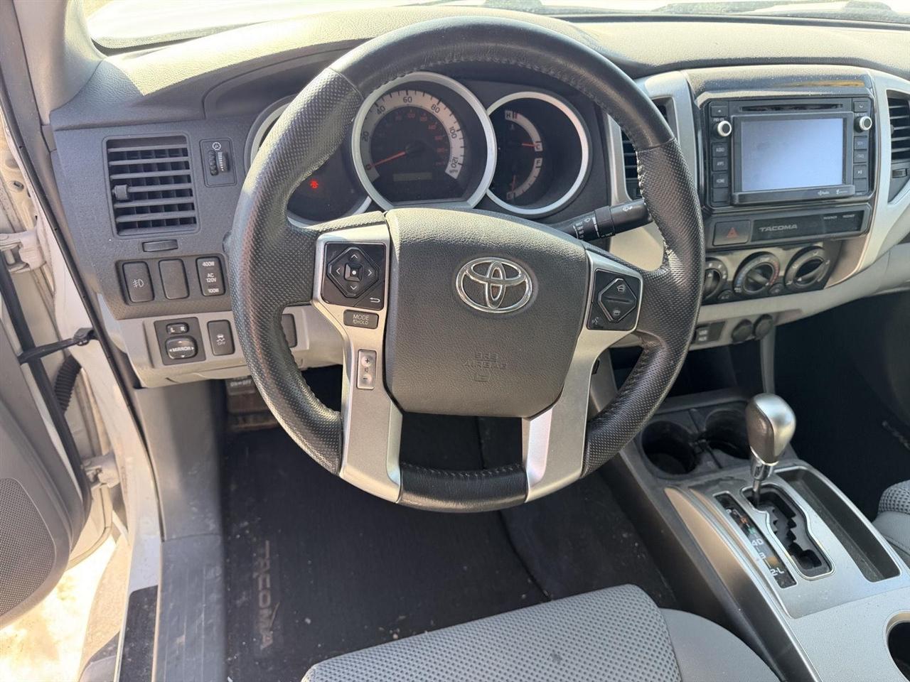 Toyota Tacoma  2015