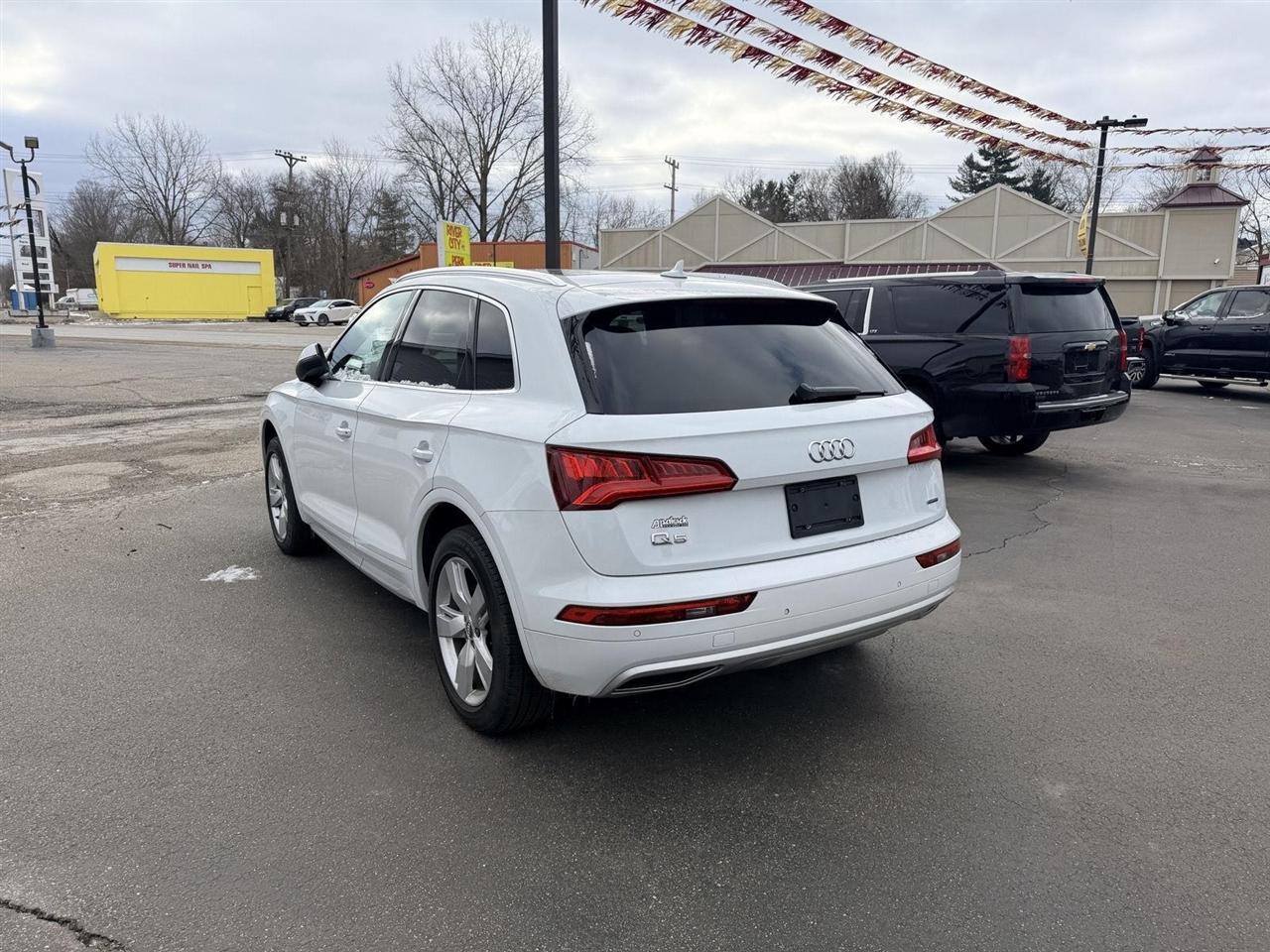 Audi Q5  2019