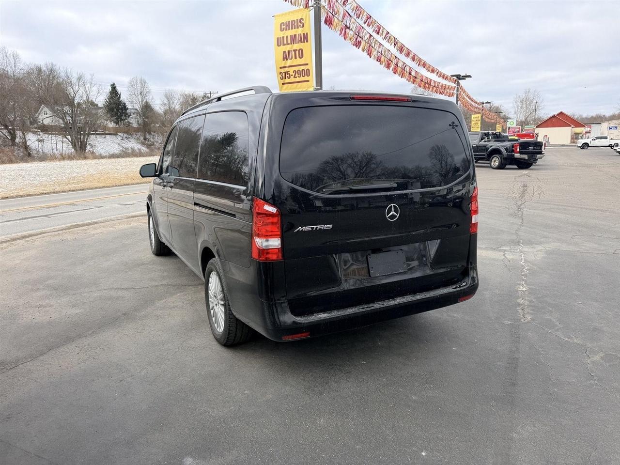 Mercedes-Benz Metris  2023