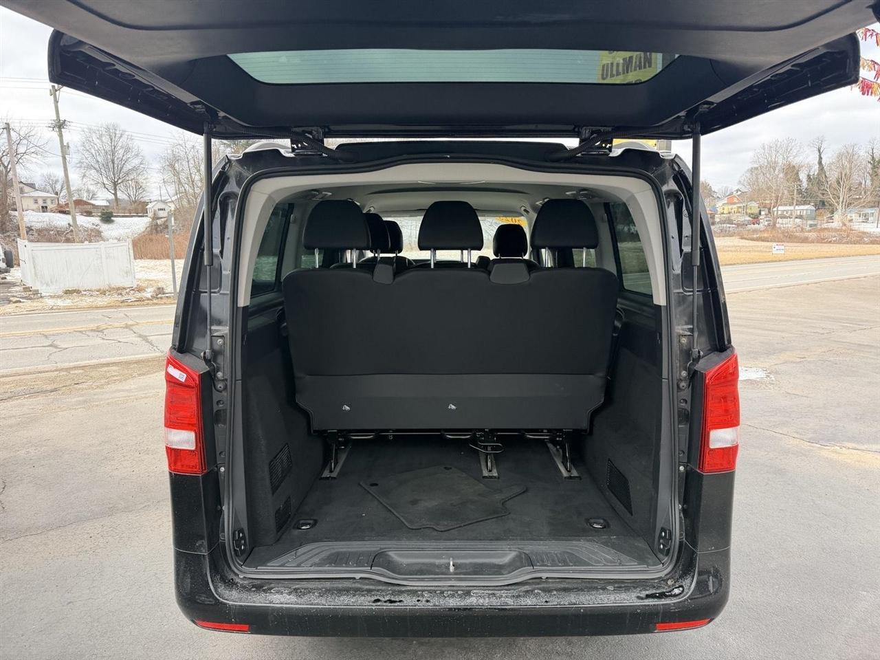 Mercedes-Benz Metris  2023