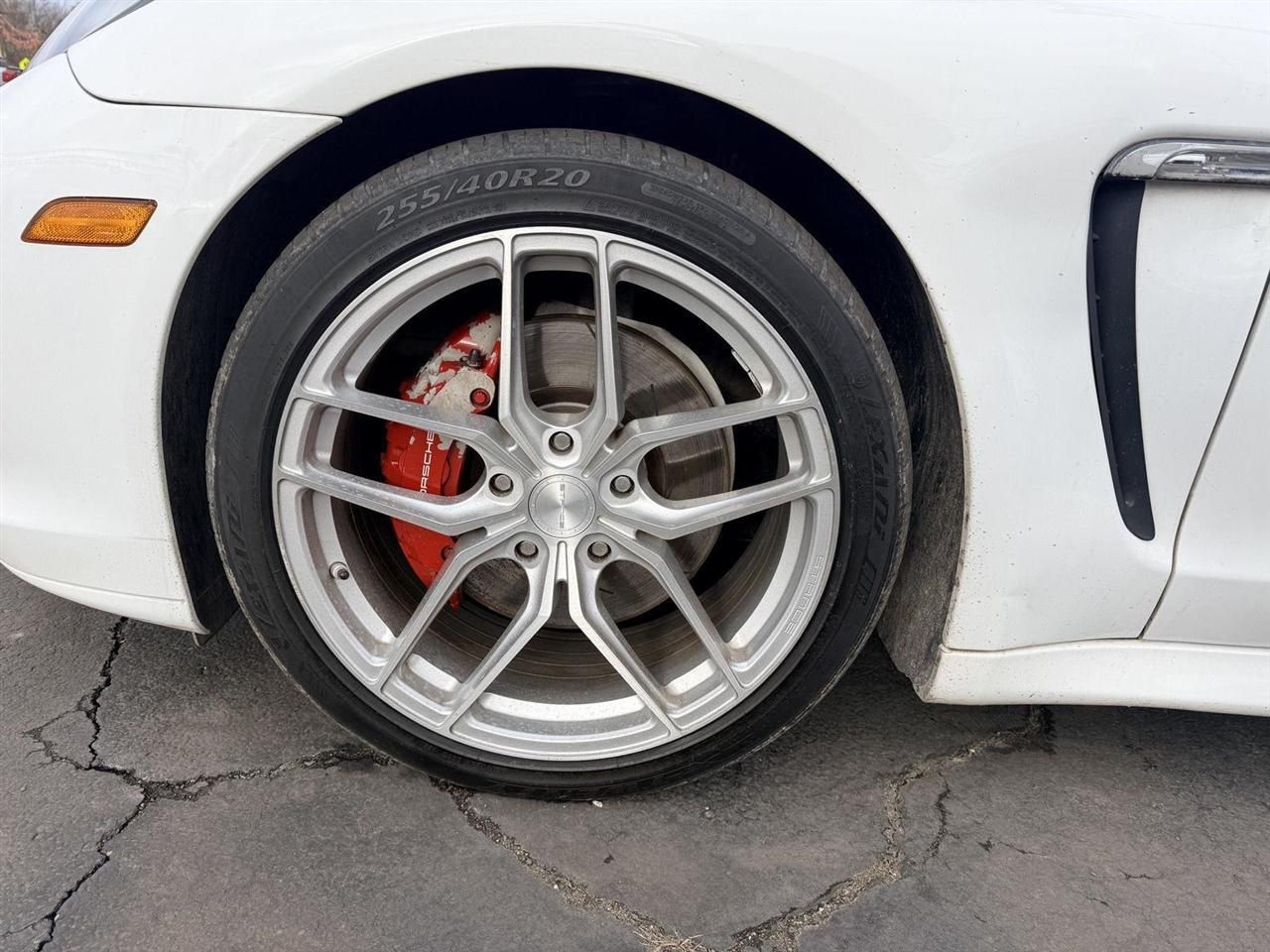 Porsche Panamera  2011