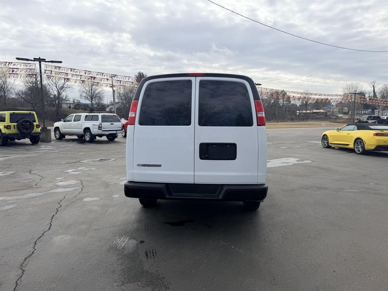 Chevrolet Express  2024