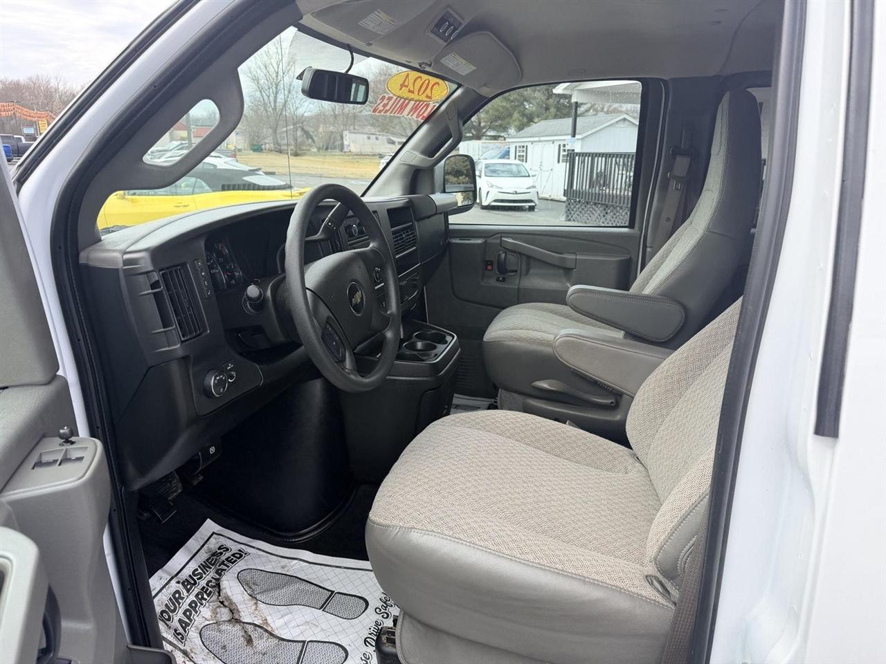 Chevrolet Express  2024