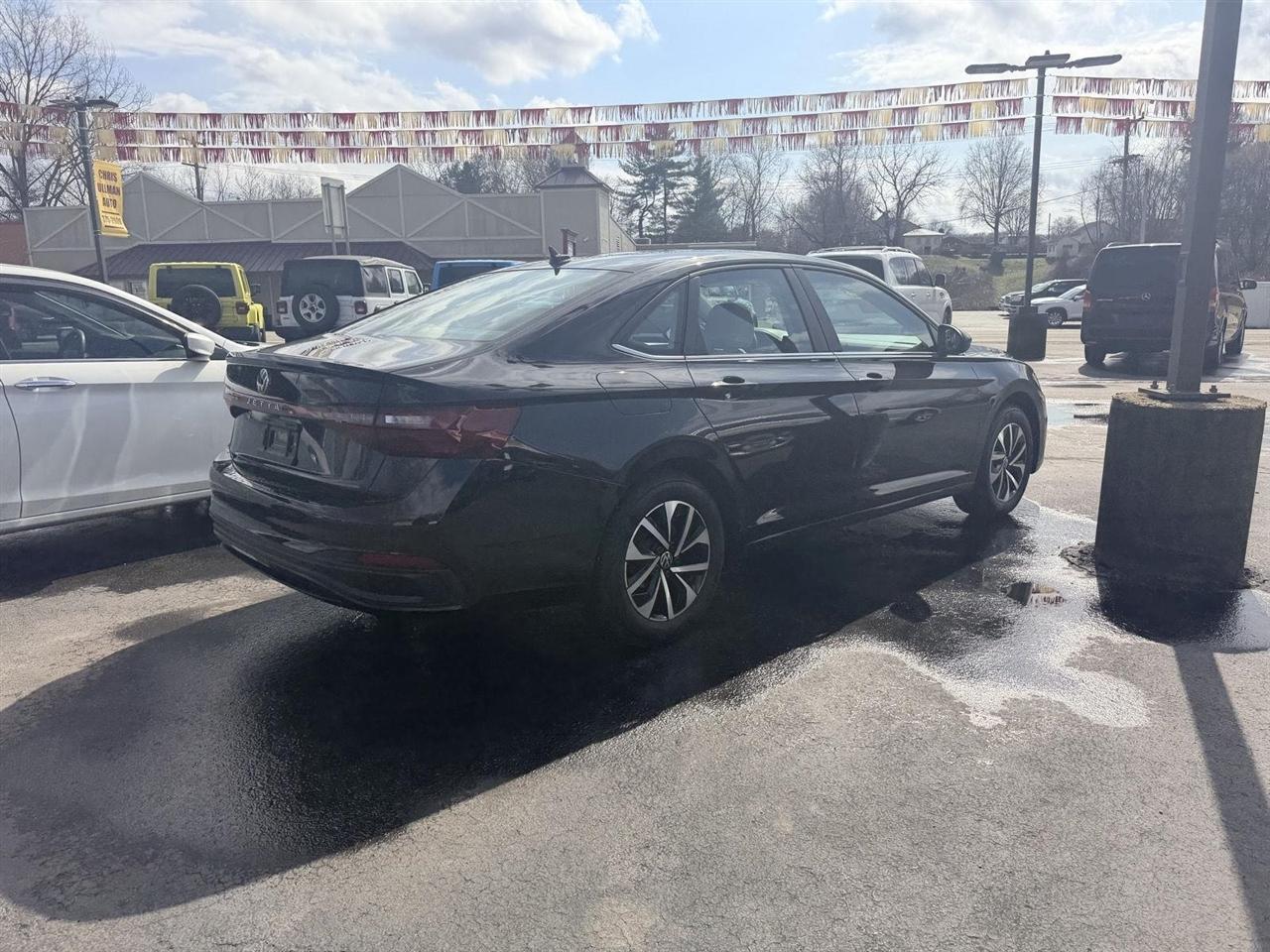 Volkswagen Jetta  2025