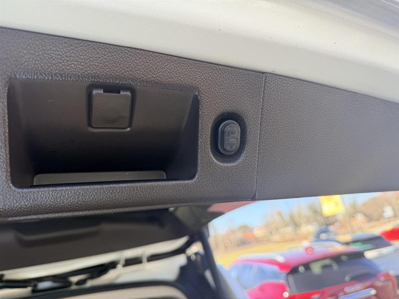 Chevrolet Tahoe  2015