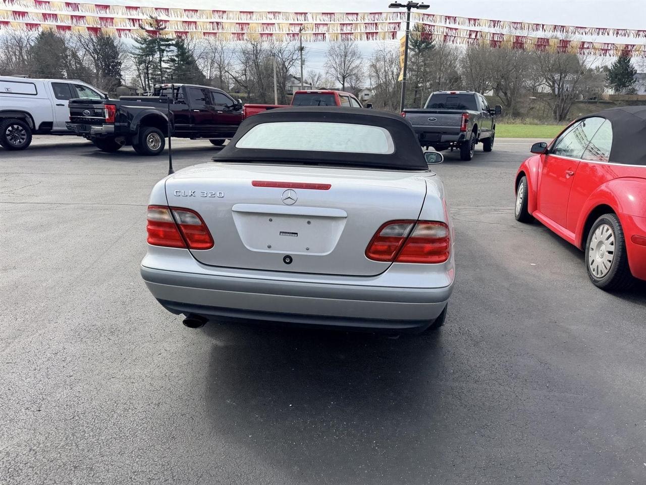 Mercedes-Benz CLK-Class  1999