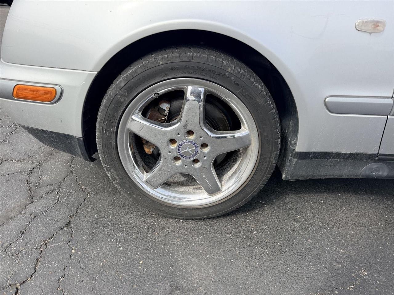 Mercedes-Benz CLK-Class  1999