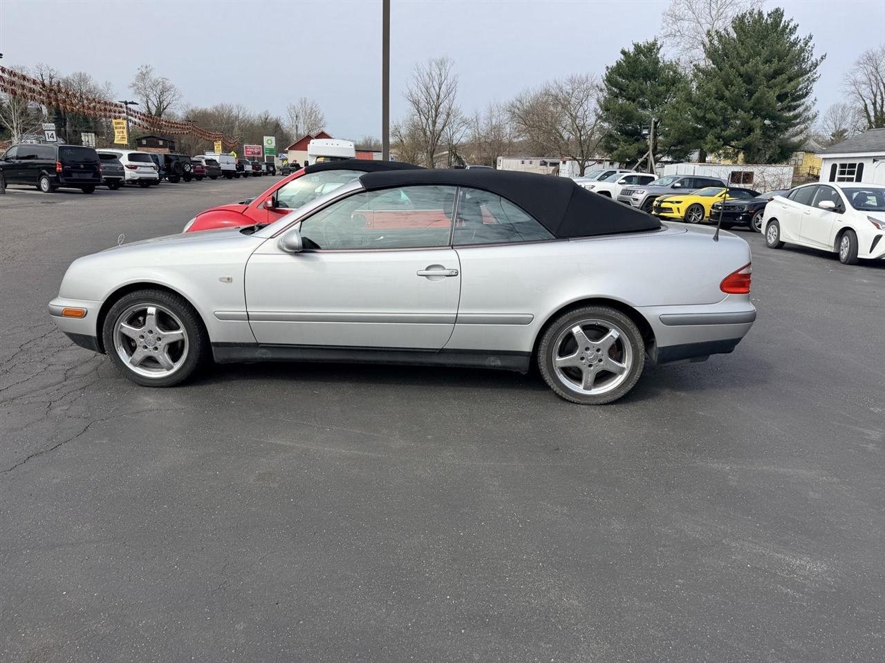 Mercedes-Benz CLK-Class  1999