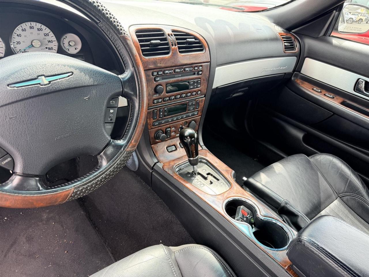 Ford Thunderbird  2004