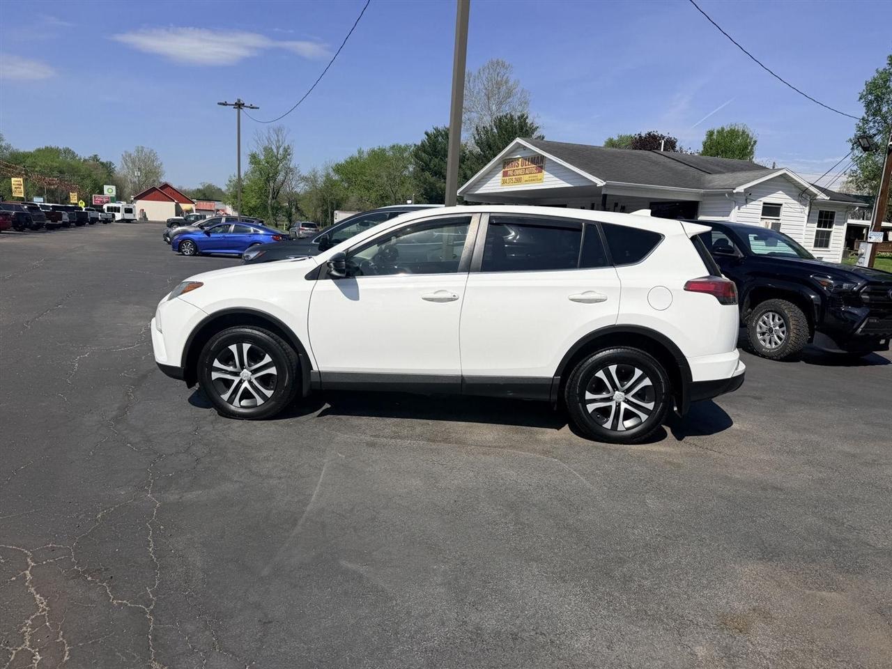 Toyota RAV4  2018