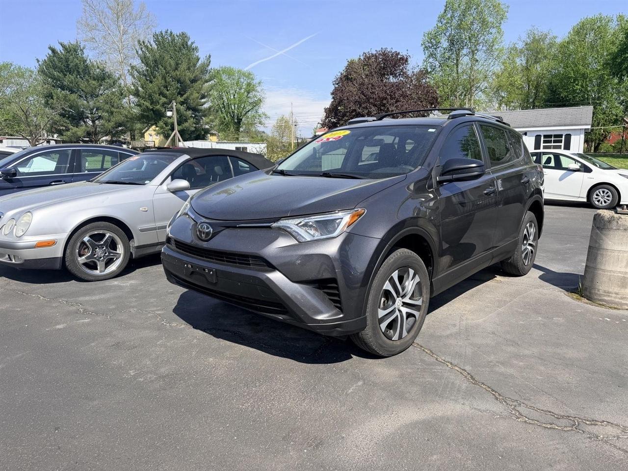 Toyota RAV4  2017