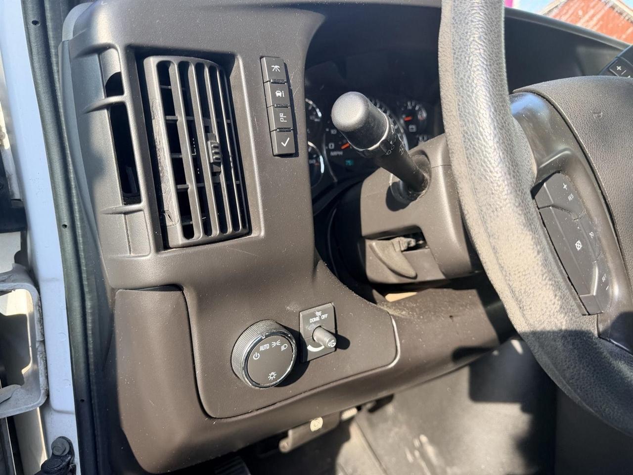 Chevrolet Express  2010