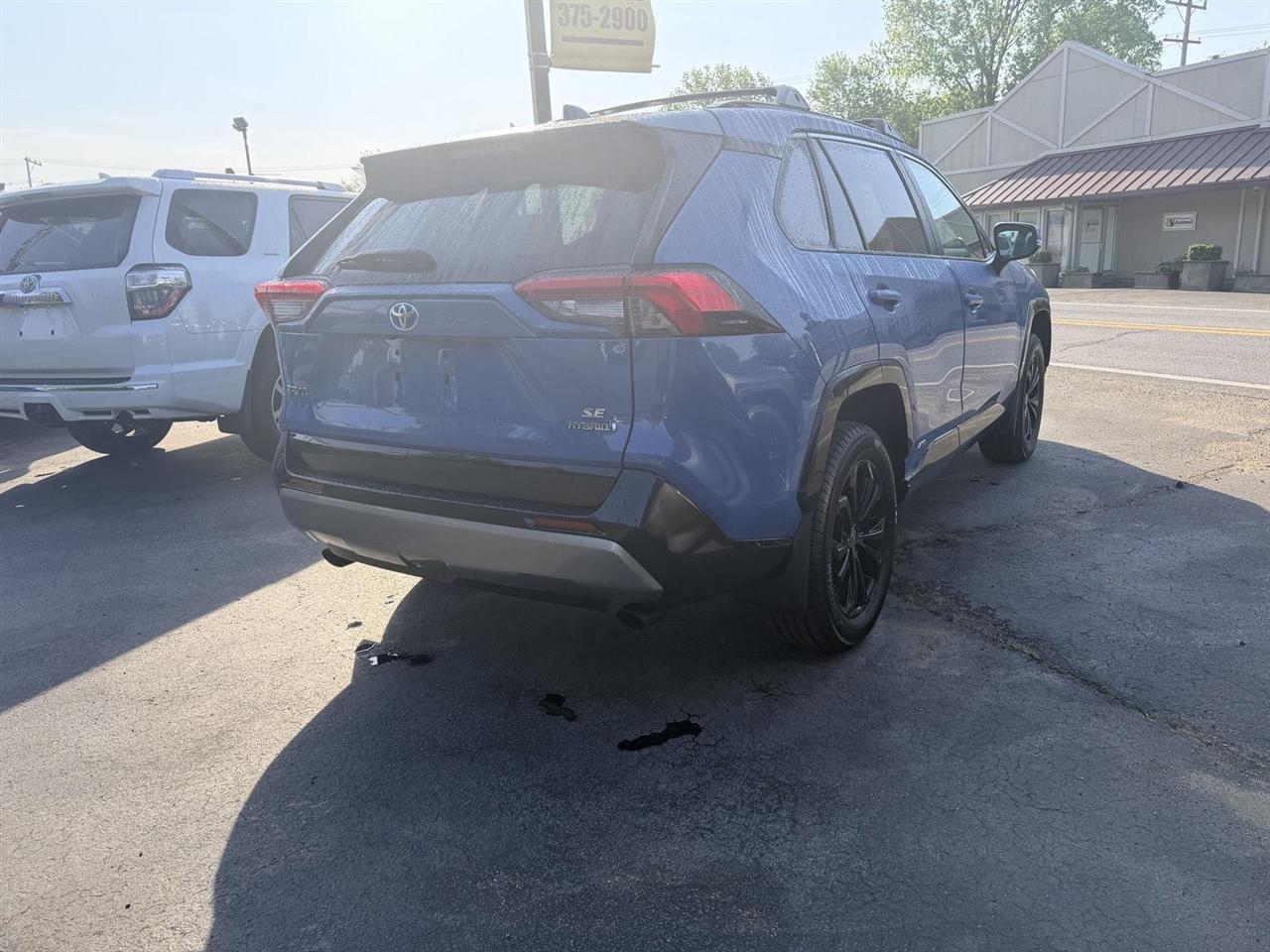 Toyota RAV4 Hybrid  2023