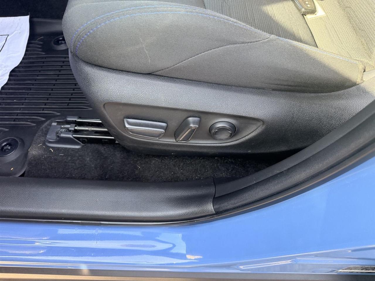 Toyota RAV4 Hybrid  2023