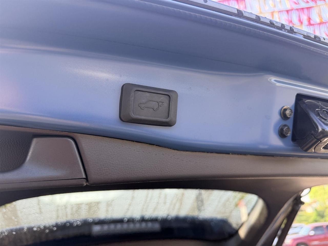 Toyota RAV4 Hybrid  2023