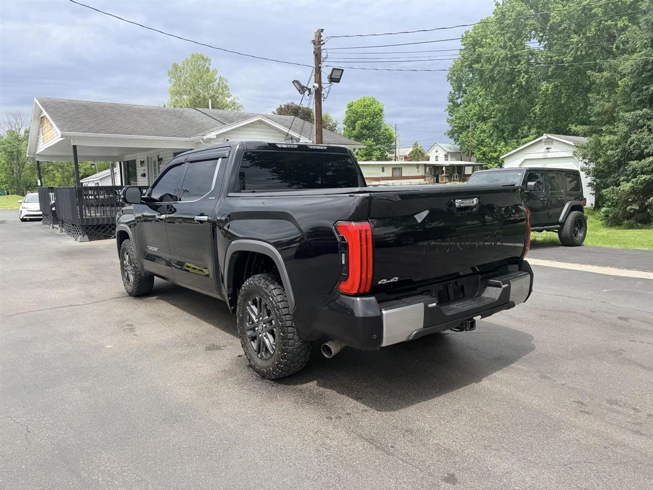 Toyota Tundra  2025