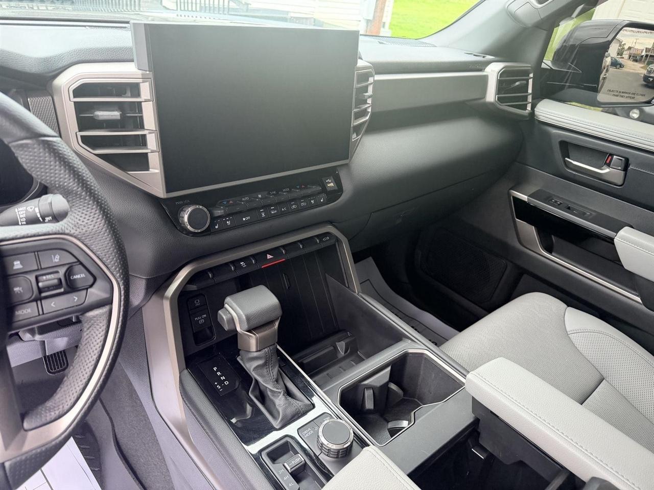 Toyota Tundra  2025