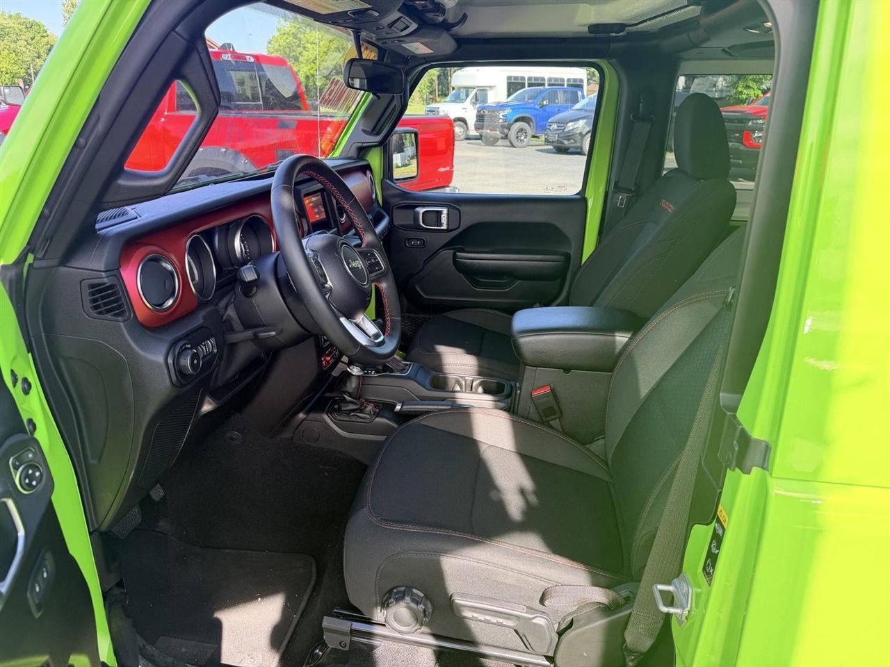 Jeep Wrangler  2021