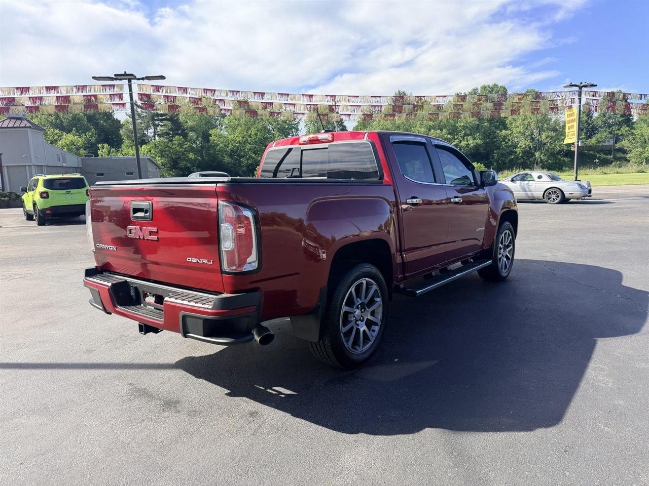 GMC Canyon  2018