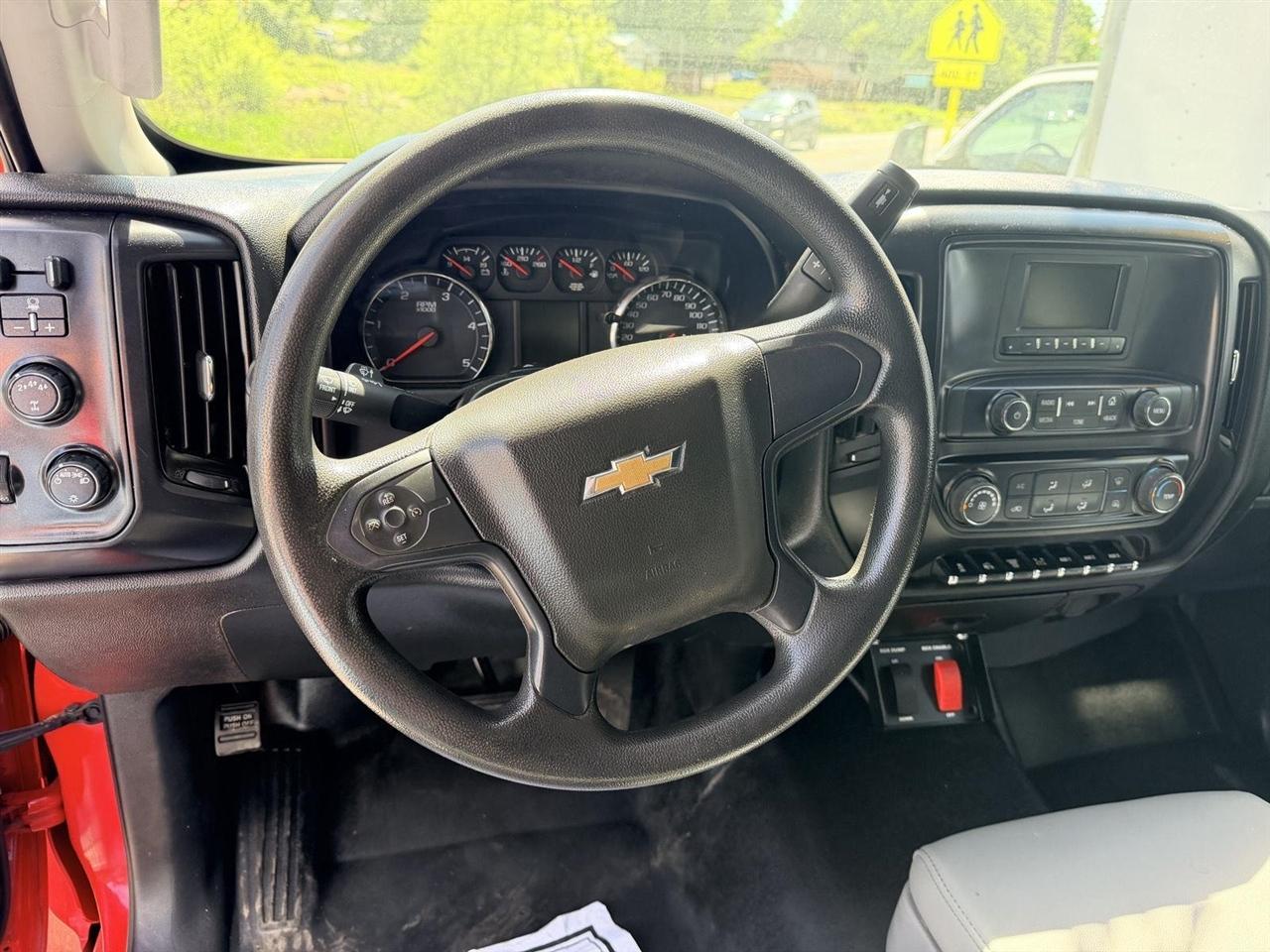 Chevrolet Silverado MD  2022
