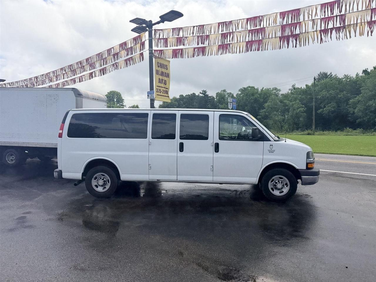 Chevrolet Express  2017