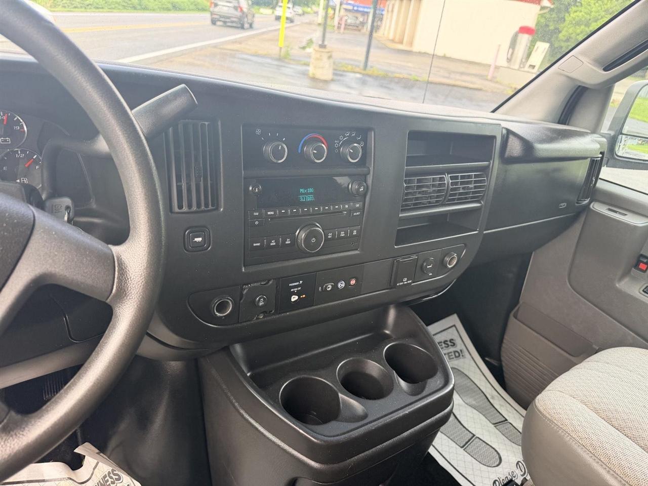 Chevrolet Express  2017