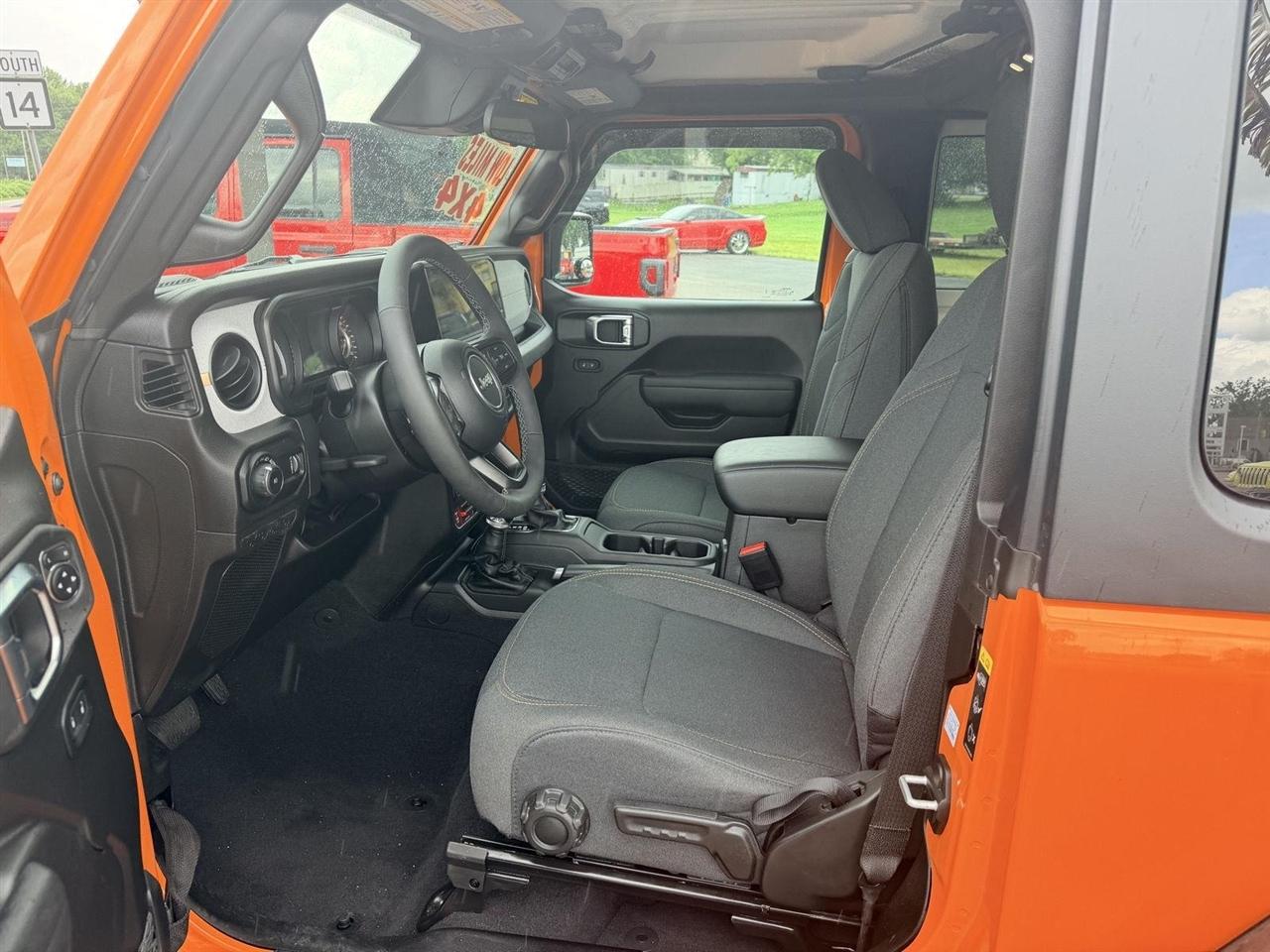 Jeep Wrangler  2025