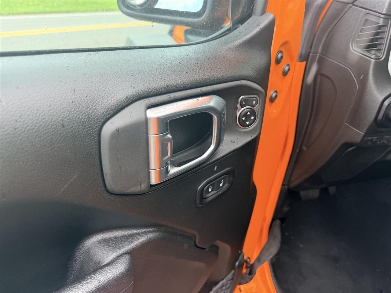 Jeep Wrangler  2025