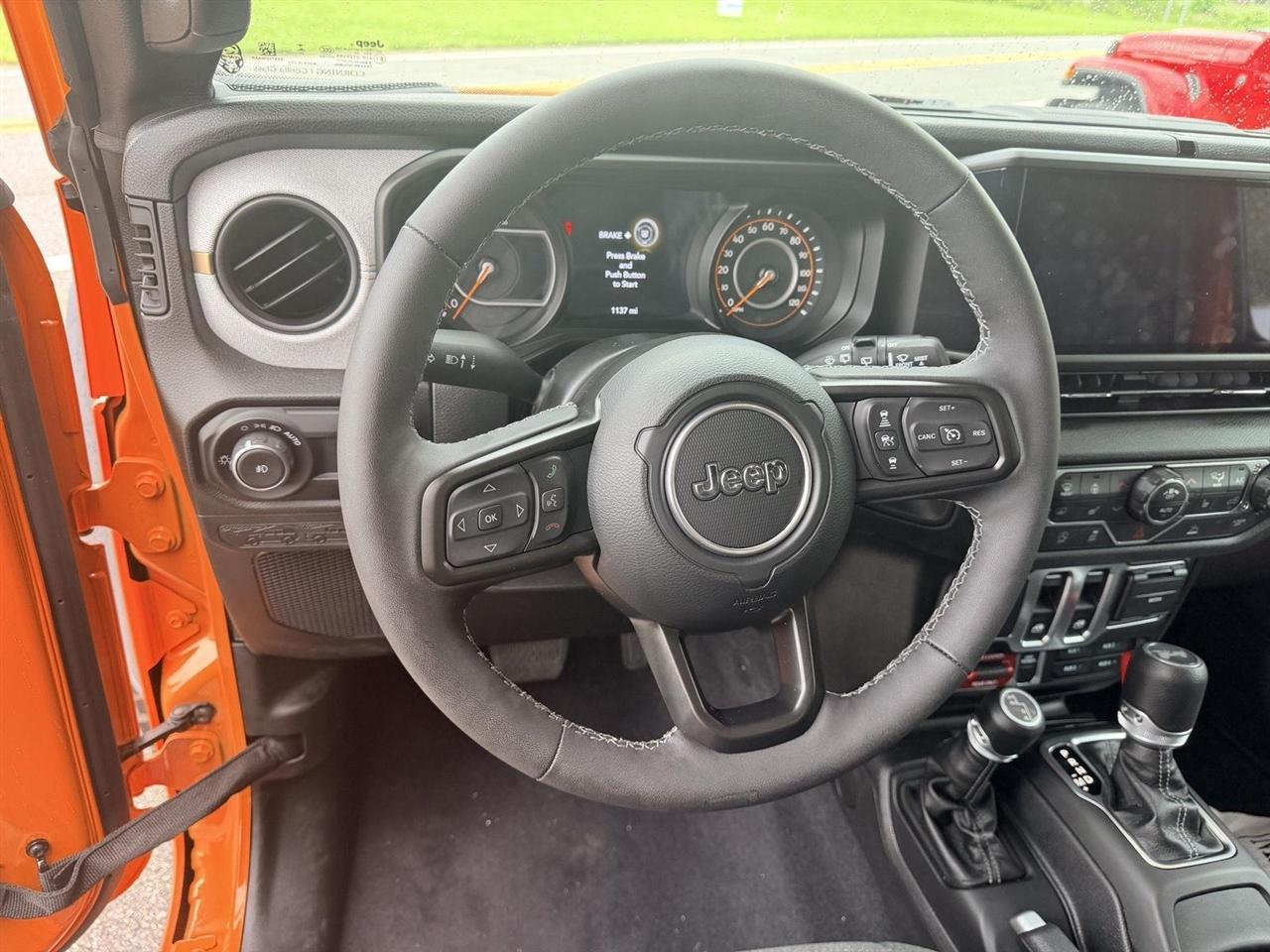 Jeep Wrangler  2025