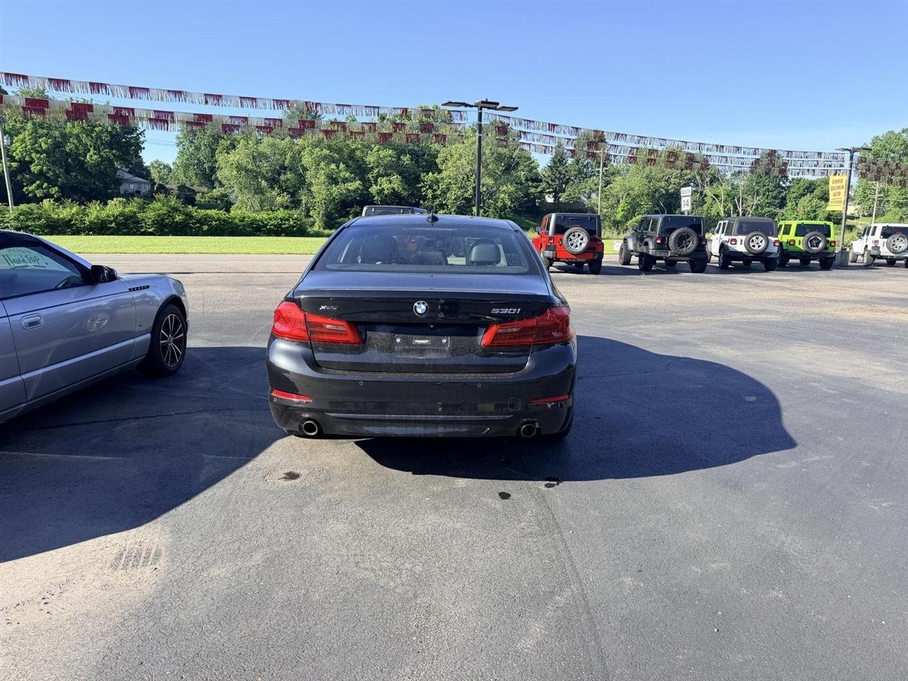 BMW 5-Series  2018