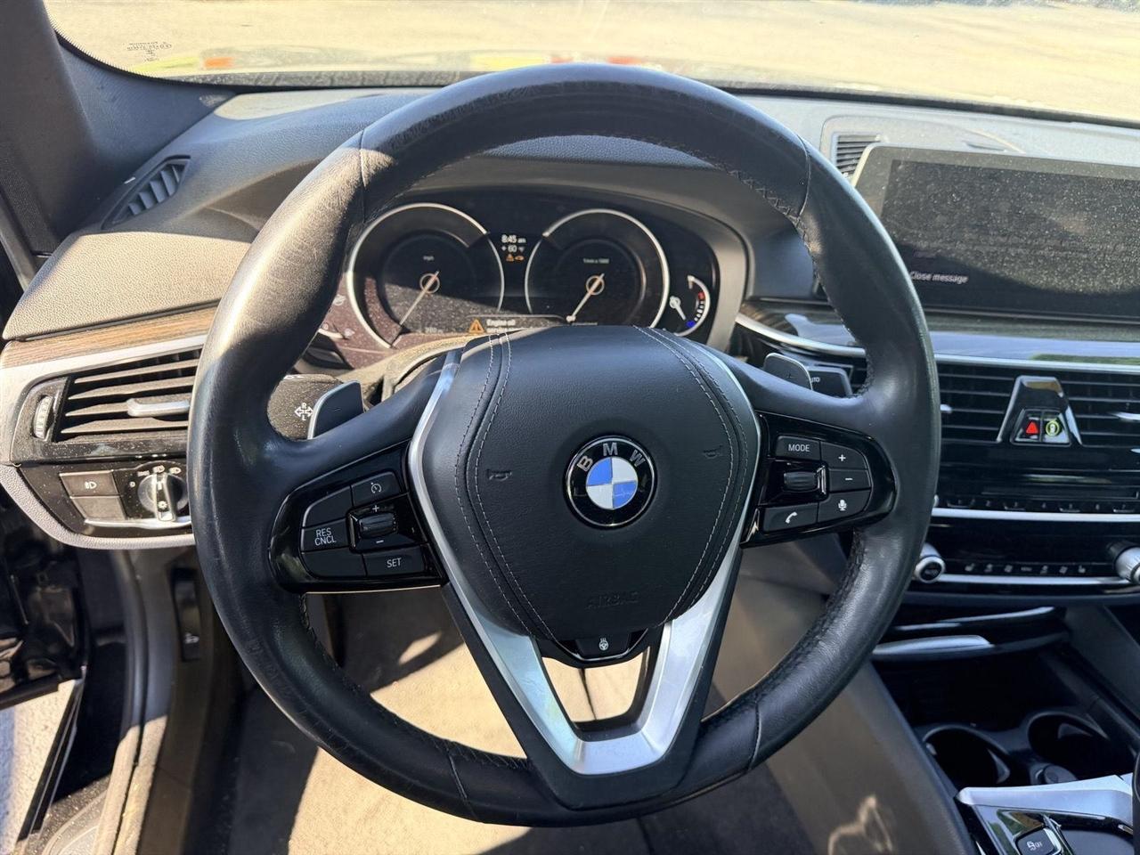 BMW 5-Series  2018