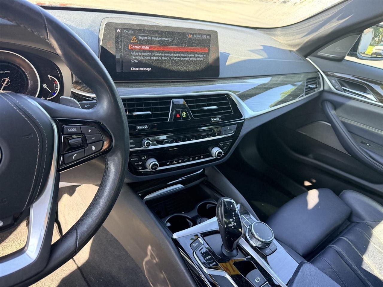 BMW 5-Series  2018