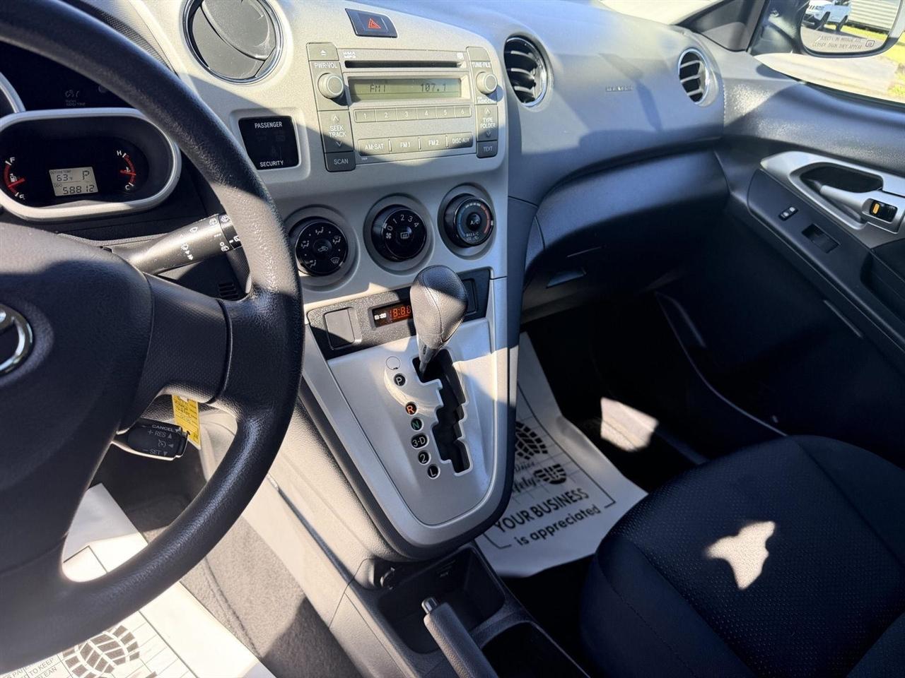 Toyota Matrix  2010