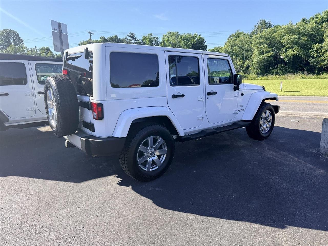 Jeep Wrangler  2013