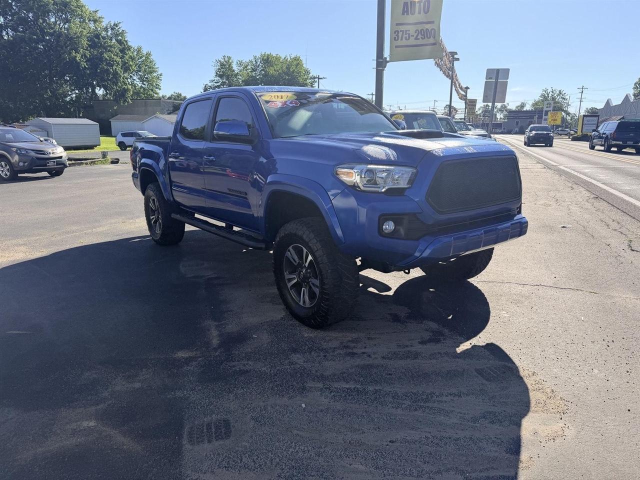 Toyota Tacoma  2017