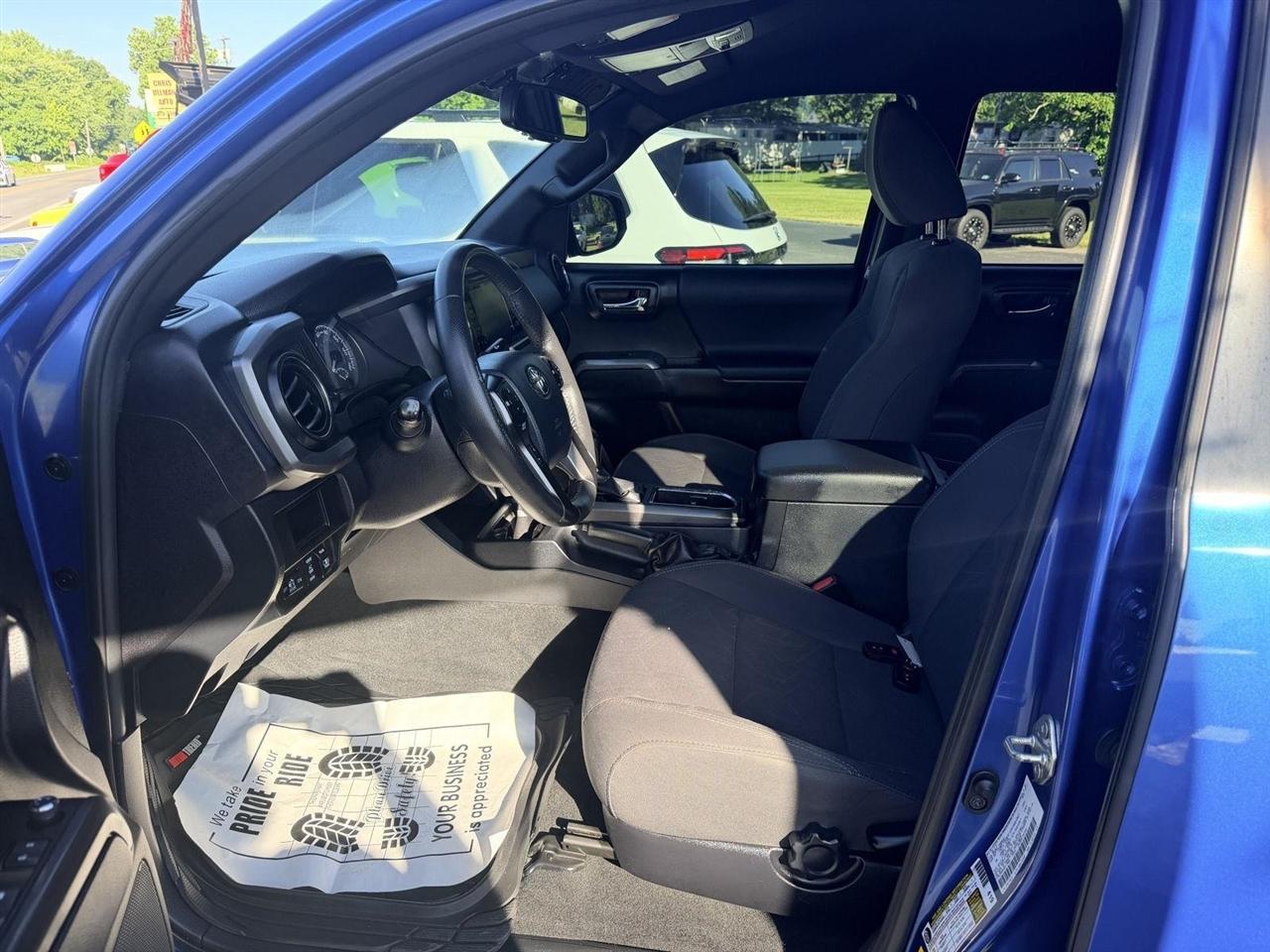 Toyota Tacoma  2017