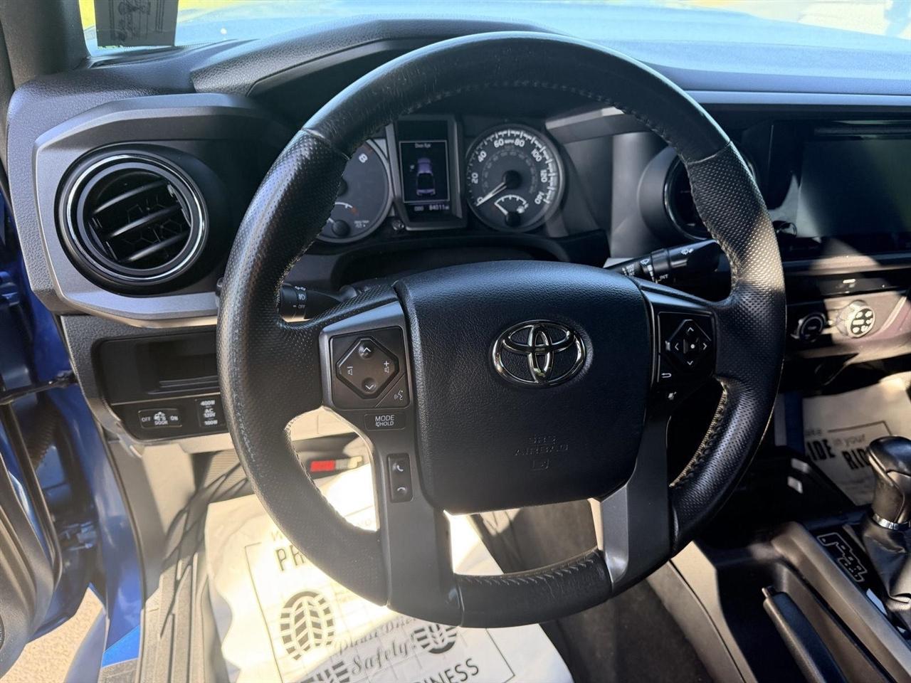 Toyota Tacoma  2017