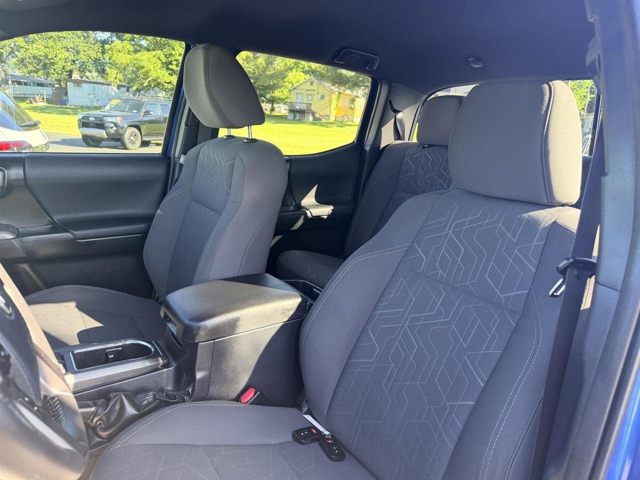 Toyota Tacoma  2017