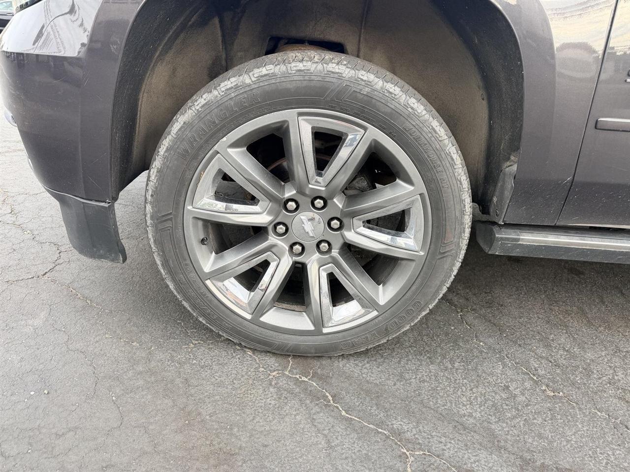 Chevrolet Suburban  2016