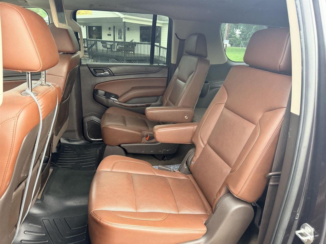 Chevrolet Suburban  2016
