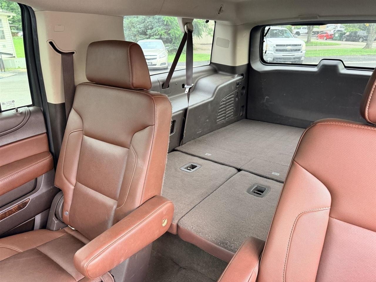 Chevrolet Suburban  2016